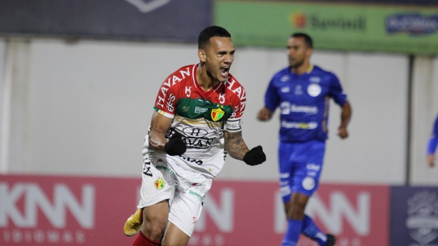 CAMPEONATO BRASILEIRO DA SÉRIE B DE 2021. PRIMEIRA FASE. DÉCIMA QUINTA RODADA. BRUSQUE-SC. CONFIANÇA-SE.