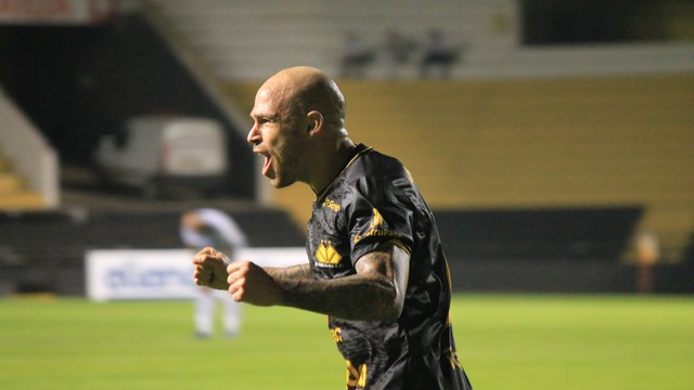 CAMPEONATO BRASILEIRO DA SÉRIE C DE 2021. PRIMEIRA FASE. DÉCIMA PRIMEIRA RODADA. CRICIÚMA-SC. SÃO JOSÉ-RS. GRUPO B.