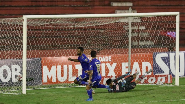CAMPEONATO BRASILEIRO DA SÉRIE B DE 2021. PRIMIRA FASE. DÉCIMA NONA RODADA. CRUZEIRO-MG. NÁUTICO-PE.