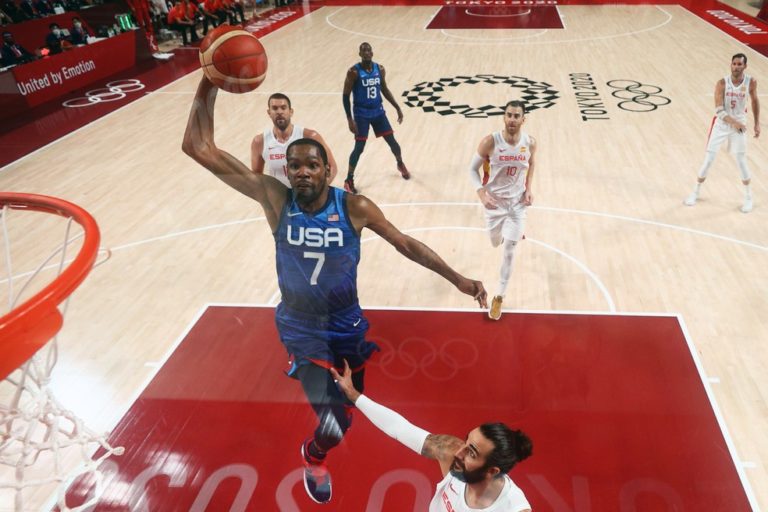 JOGOS OLÍMPICOS DE TÓQUIO DE 2020. 2021. BASQUETE MASCULINO. QUARTAS DE FINAL. JOGO ÚNICO. PARTIDA ÚNICA. ESTADOS UNIDOS. CLASSIFICADO. ESPANHA. ELIMINADA.