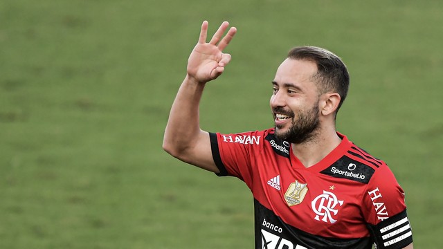 CAMPEONATO BRASILEIRO DA SÉRIE A DE 2021. PRIMEIRA FASE. DÉCIMA SEXTA RODADA. FLAMENGO-RJ. INTERNACIONAL-RS.