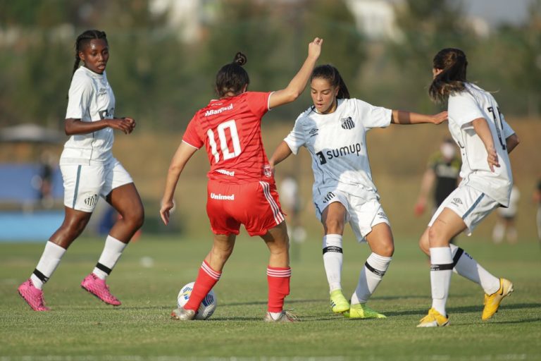 CAMPEONATO BRASILEIROD E FUTEBOL FEMININO SUB-18 DE 2021. SEGUNDA FASE. SEGUNDA RODADA. GRUPO H. SANTOS-SP. INTERNACIONAL-RS.