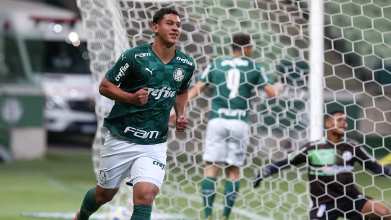 COPA DO BRASIL SUB-17 DE 2021. PRIEMIRA FASE. ÁRTIDA ÚNICA. JOGO ÚNICO. PALMEIRAS-SP. CLASSIFICADO. DESPORTIVA PARAENSE-PA. ELIMINADO. SÃO RAIMUNDO-RR. CLASSIFICADO. BRASIL DE PELOTAS-RS. ELIMINADO.
