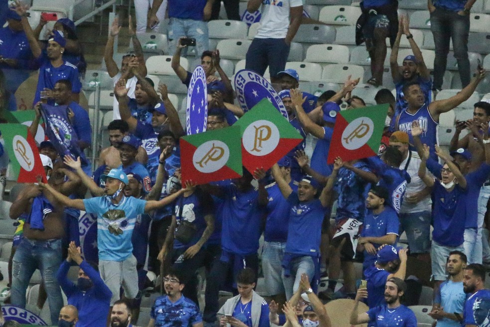 CRUZEIRO. CAMPEONATO BRASILEIRO DA SÉRIE B. TORCIDA.