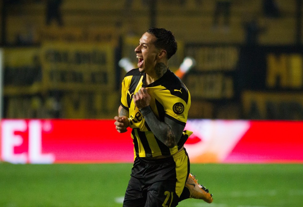 COPA SUL-AMERICANA DE 2021. QUARTAS DE FINAL. JOGO DE VOLTA.S EGUNDA PARTIDA. PEÑAROL. URUGUAI. CLASSIFICADO. SPORTING CRISTAL. PERU, ELIMINADO. SEMIFINAL. JOGO DE IDA. JOGO DE VOLTA. PRIMEIRA PARTIDA. SEGUNDA PARTIDA. PEÑAROL. URUGUAI. CONTRA. ATHLETICO-PR. BRASIL. OU. LIGA DEPORTIVA UNIVERSITÁRIA DE QUITO. EQUADOR. LDU.