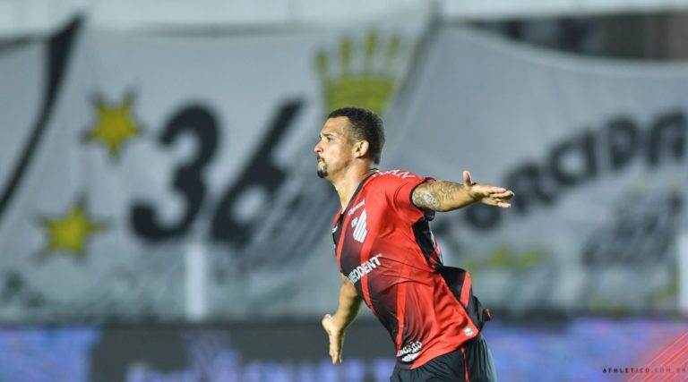 COPA DO BRASIL DE 2021. QUARTAS DE FINAL. JOGO DE VOLTA. SEGUNDA PARTIDA. ATHLETICO-PR. CLASSIFICADO. SANTOS-SP. ELIMINADO. SEMIFINAL. ATHLETICO-PR. CNTRA. FLAMENGO-RJ. GRÊMIO-RS.