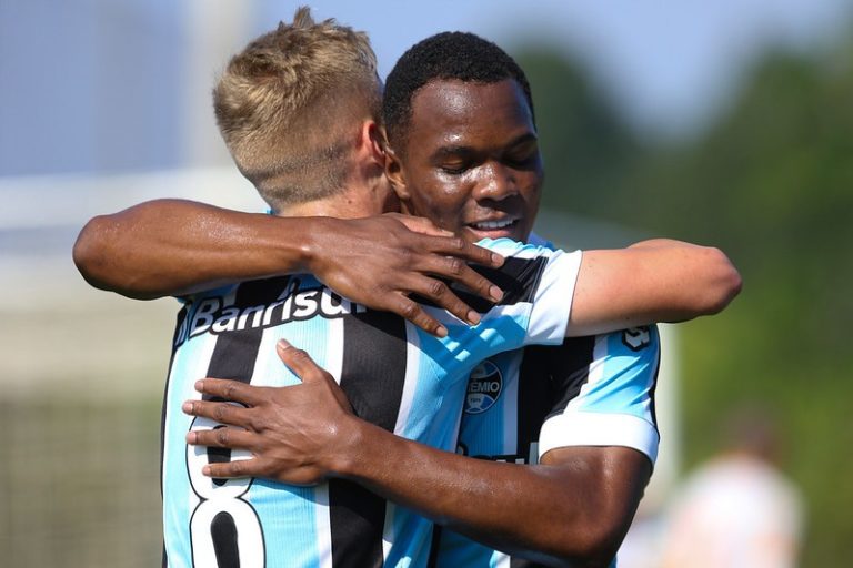 CAMPEONATO BRASIELIRO DE FUTEBOL SUB-20 D E2021. PRIEMIRA FASE. DÉCIMA SEXTA RODADA. GRÊMIO-RS. SPORT-PE. ATLÉTICO-GO. INTERNACIONAL-RS.