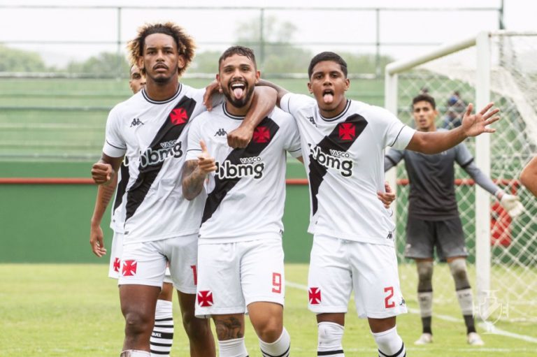 CAMPEONATO BRASILEIRO DE FUTEBOL SUB-20 D E2021. PRIMEIRA FASE. DÉCIMA SEXTA RODADA. VASCO-RJ. CEARÁ-CE. AMÉRICA-MG. PALMEIRAS-SP. CRUZEIRO-MG. FLUMINENSE-RJ. CORINTHIANS-SP. SANTOS-SP. CHAPECOENSE-SC. ATHLETICO-PR. FORTALEZA-CE. ATLÉTICO-MG. FLAMENGO-RJ. BAHIA-BA.