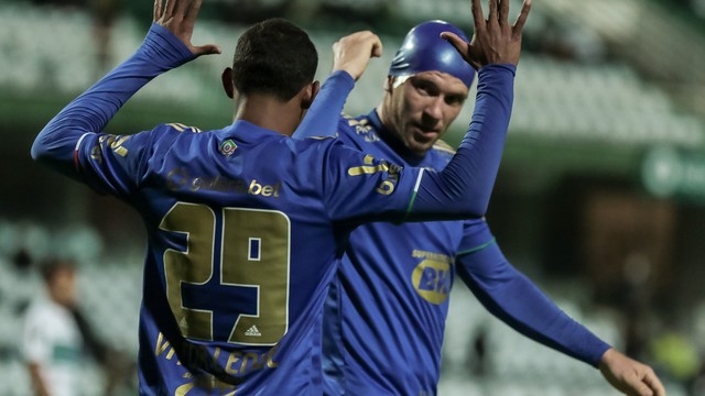 CAMPEONATO BRASILEIRO DA SÉRIE B DE 2021. PRIMEIRA FASE. VIGÉSIMA NONA RODADA. CRUZEIRO-MG. CORITIBA-PR.