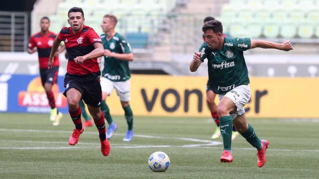 COPA DO BRASIL SUB-17 DE 2021. SEMIFINAL. JOGO DE VOLTA. SEGUNDA PARTIDA. FLAMENGO-RJ. CLASSIFICADO. PALMEIRAS-SP. ELIMINADO. FINAL. FLAMENGO-RJ. CONTRA. SÃO PAULO-SP. ATLÉTICO-MG.
