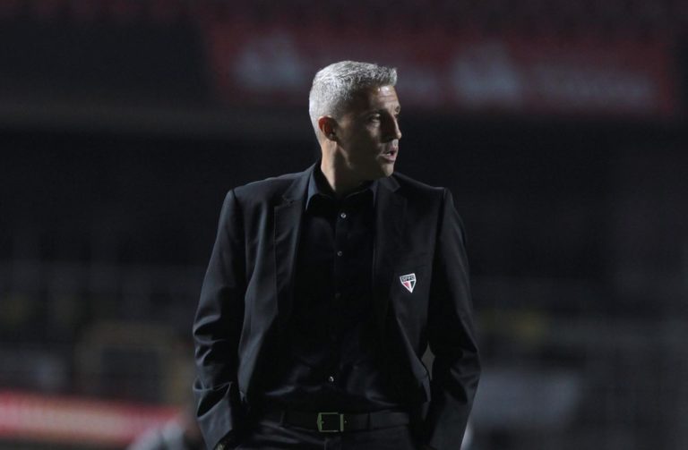 HERNAN CRESPO. SÃO PAULO-SP. DEMITIDO.