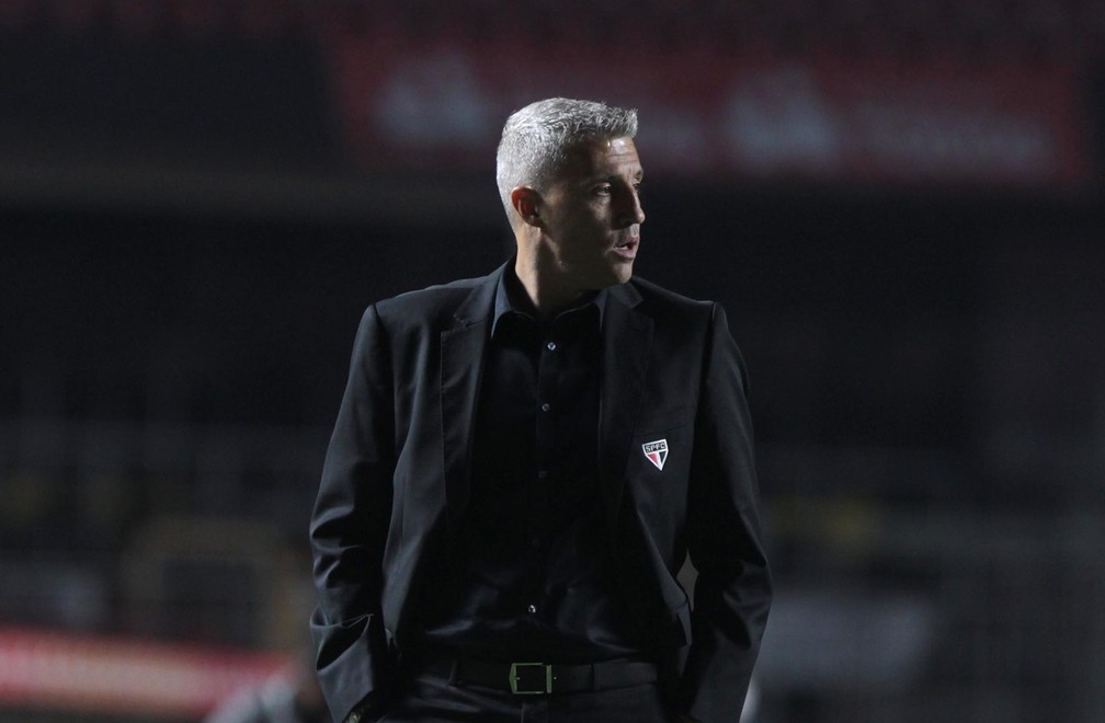 HERNAN CRESPO. SÃO PAULO-SP. DEMITIDO.