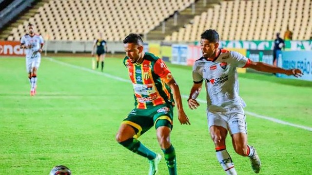 CAMPEONATO BRASILEIRO DA SÉRIE B DE 2021. PRIMEIRA FASE. TRIGÉSIMA RODADA. VITÓRIA-BA. SAMPAIO CORRÊA-MA.