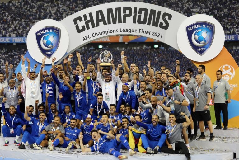 AL HILAL. ARÁBIA SAUDITA. CAMPEÃO. TETRACAMPEÃO. LIGA DOS CAMPEÕES DA ÁSIA. TEMPORADA 2021. POHANG STEELRS. COREIA DO SUL. VICE-CAMPEÃO.