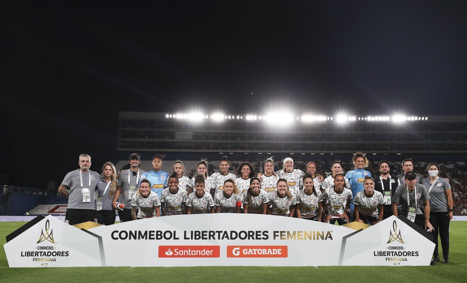 TAÇA LIBERTADORES DA AMÉRICA DE FUTEBOL FEMININO DE 2021. FINAL. JOGO ÚNICO. PARTIDA ÚNICA. CORINTHIANS-SP. BRASIL. CAMPEÃO. TRICAMPEONATO. 2017. 2019. 2021. INDEPENDIENTE SANTA FÉ. COLÔMBIA. VICE-CAMPEÃO.