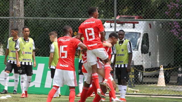 CAMPEONATO BRASILEIRO DE FUTEBOL SUB-20 DE 2021. SEMIFINAL. JOGO DE VOLTA. SEGUNDA PARTIDA. INTERNACIONAL-RS. CLASSIFICADO. ATLÉTICO-MG. ELIMINADO. FINAL. INTERNACIONAL-RS. SÃO PAULO-SP.