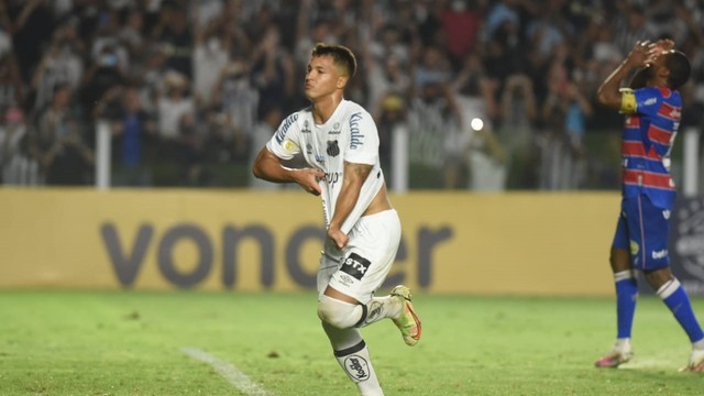 CAMPEONATO BRASILEIRO DA SÉRIE A DE 2021. PRIMEIRA FASE. TRIGÉSIMA QUINTA RODADA. SANTOS-SP. FORTALEZA-CE.