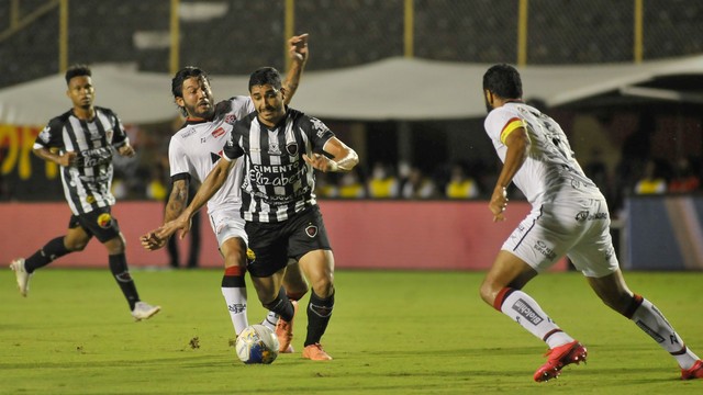 COPA DO NORDESTE. TERCEIRA FASE. BOTAFOGO-PB. CLASSIFICADO. VITÓRIA. ELIMINADO. JOGO DE VOLTA. SEGUNDA PARTIDA.