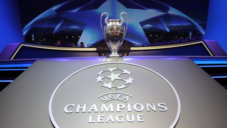 LIGA DOS CAMPEÕES DA EUROPA. TEMPORADA 2021. 2022. FASE DE GRUPOS. SEXTA RODADA. CLASSIFICADOS. OITAVAS DE FINAL.