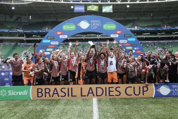 BRASIL LAIDES CUP DE 2021. FINAL. PARTIDA ÚNICA. JOGO ÚNICO. SÃO PAULO-SP. BRASIL. CAMPEÃO. SANTOS-SP. BRASIL. VICE-CAMPEÃO.