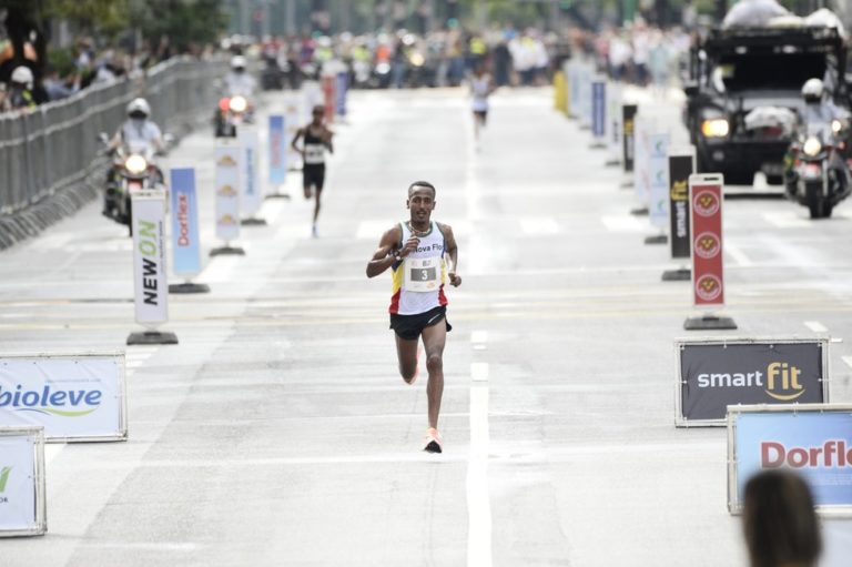CORRIDA DE SÃO SILVESTRE DE 2021. BELAY BEZABH. BICAMÉÃO. ETIÓPIA.