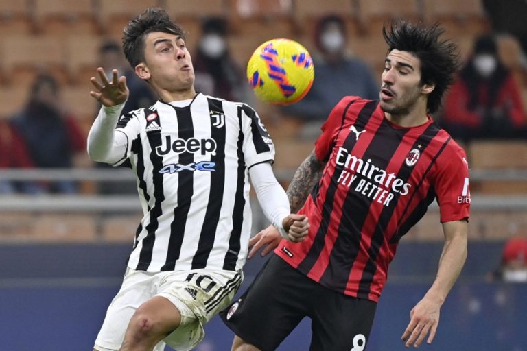 CAMPEOANTO ITALIANO TEMPORADA. 2021.2022. PRIEMIRA FASE. JUVENTUS. ITÁLIA. MILAN. ITÁLIA.