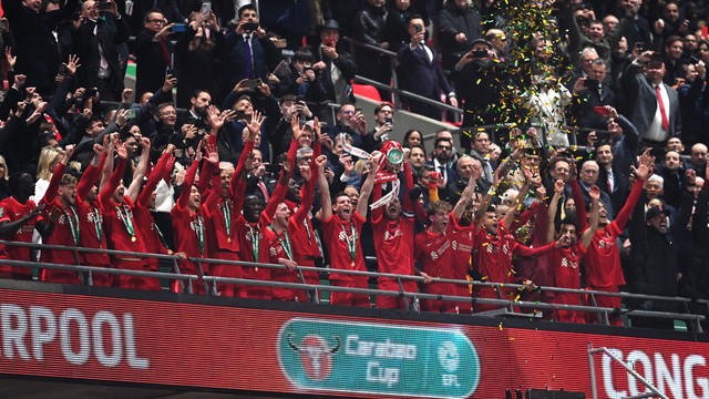 COPA DA LIGA INGLESA. FINAL. JOGO ÚNICO. PARTIDA ÚNICA. LIVERPOOL. INGLATERRA. CAMPEÃO. CHESLEA. INGLATERRA. VICE-CAMPEÃO.
