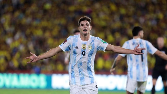 ELIMINATÓRIAS DA COPA DO MUNDO DE 2022. CATAR. CONMEBOL. CONFEDERAÇÃO SUL-AMERICANA DE FUTEBOL. PRIEMIRA FASE. DÉCIMA OITAVA RODADA. ARGENTINA. CLASSIFICADA. 39 PONTOS. EQUADOR. CLASSIFICADO. 26 PONTOS.