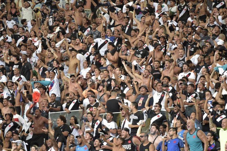VASCO-RJ. CAMPEÃO BRASILEIRO DA SÉRIE B DE 2022. PRIEMIRA FASE. PRIEMIRA RODADA. VILA NOVA-GO. MARACANÃ-RJ. RIO DE JANEIRO-RJ.