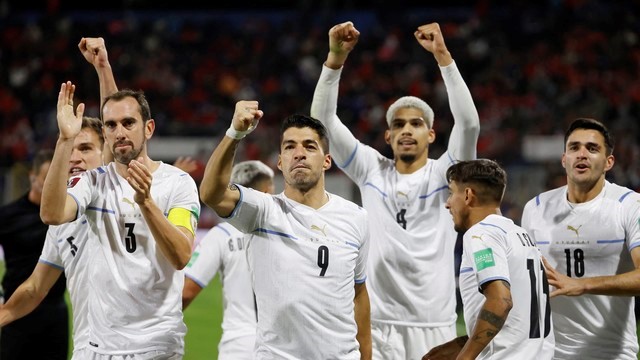 ELIMINATÓRIAS DA COPA DO MUNDO DE 2022. PRIMEIRA FASE. DÉCIMA OITAVA. CONMEBOL. CONFEDERAÇÃO SUL-AMERICANA DE FUTEBOL. URUGUAI. CLASSIFICADO. 28 PONTOS. TERCEIRO LUGAR. CHILE. SÉTIMO LUGAR. ELIMINADO. 19 PONTOS.