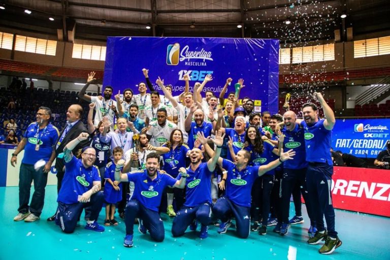 SUPERLIGA DE VÔLEI MASCULINO. FINAL. TERCEIRO JOGO. CRUZEIRO-MG. HEPTACAMPEÃO. MINAS-MG. VICE-CAMPEÃO.