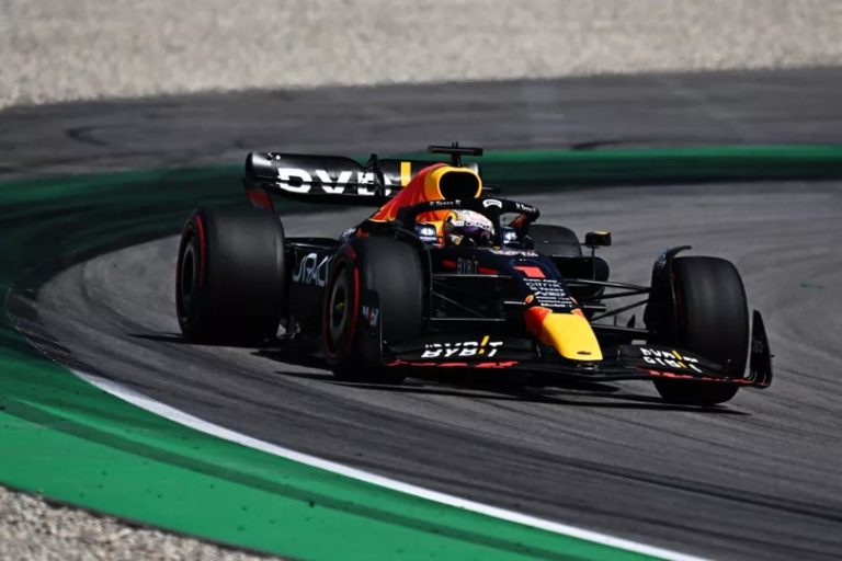 MAX VERSTAPPEN. GRANDE PRÊMIO. BARCELONA. LIDERANÇA.
