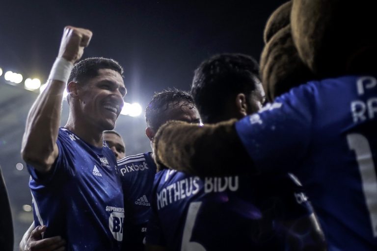 CAMPEONATO BRASILEIRO DA SÉRIE B DE 2022. CRUZEIRO-MG. CORINTHIANS-SP. CAMPEONATO BRASILEIRO DA SÉRIE B DE 2008.