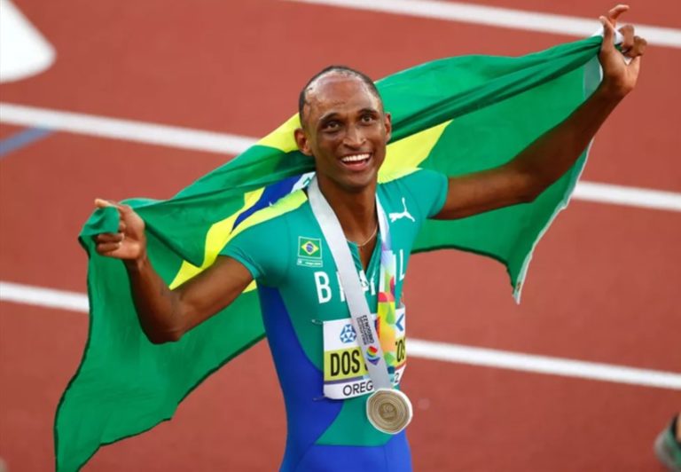 ALISSON PEREIRA. PIU. CAMPEÃO MUNDIAL DE ATLETISMO. 400 METROS.