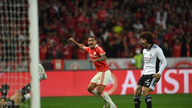 TAÇA LIBERTADORES DA AMÉRICA DE 2022. OITAVAS DE FINAL. JOGOS DE VOLTA. INTERNACIONAL-RS. BRASIL. CLASSIFICADO. COLO-COLO. CHILE. ELIMINADO. QUARTAS DE FINAL. INTERNACIONAL-RS. BRASIL. CONTRA. MELGAR. PERU. OU. DEPORTIVO CALI. COLÔMBIA.