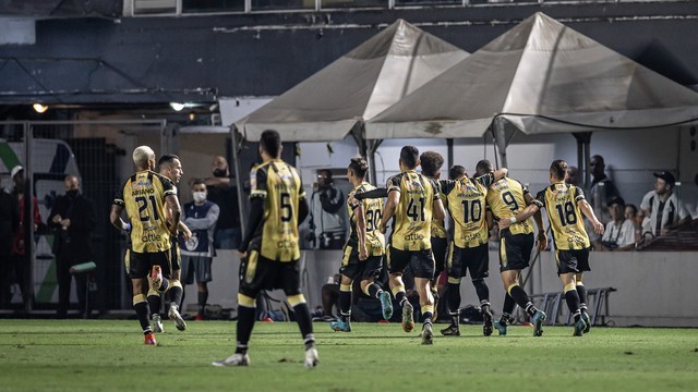 COPA SUL-AMERICANA DE 2022. OITAVAS DE FINAL. JOGO DE VOLTA. DEPORTIVO TÁCHIRA. VENEZUELA. CLASSIFICADO. SANTOS-SP. BRASIL. ELIMINADO. QUARTAS DE FINAL. JOGOS DE IDA E VOLTA. DEPORTIVO TÁCHIRA. VENEZUELA. CONTRA. INDEPENDIENTE DEL VALLE. EQUADOR. OU. LANÚS. ARGENTINA.