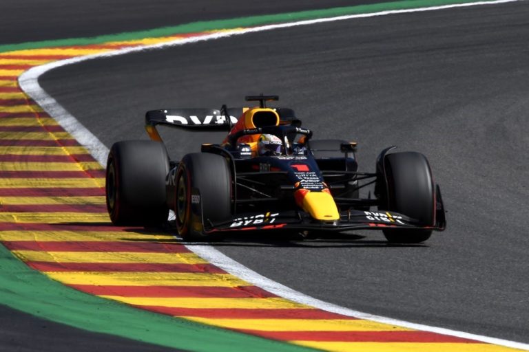 MAX VERSTAPPEN. HOLANDA. RBR. FÓRMULA 1. GRANDE PRÊMIO DA BÉLGICA.