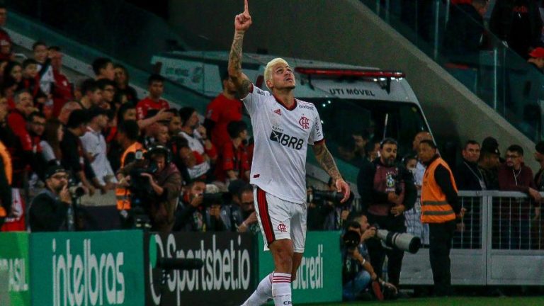 COPA DO BRASIL DE 2022. QUARTAS DE FINAL. JOGO DE VOLTA. SEGUNDA PARTIDA. FLAMENGO-RJ. CLASSIFICADO. ATHLETICO-PR. ELIMINADO. SEMIFINAL. FLAMENGO-RJ. CONTRA. SÃO PAULO-SP. OU. AMÉRICA-MG.