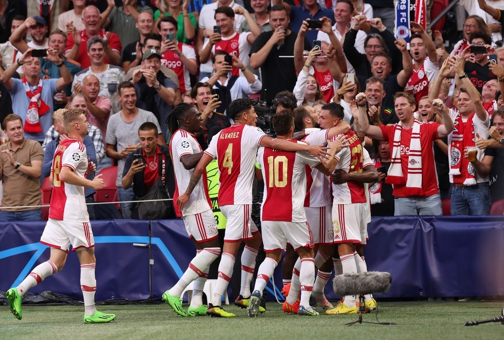 LIGA DOS CAMPEÕES DA EUROPA. FASE DE GRUPOS. GRUPO A. PRIMEIRA RODADA. AJAX. HOLANDA. RANGERES. ESCÓCIA.