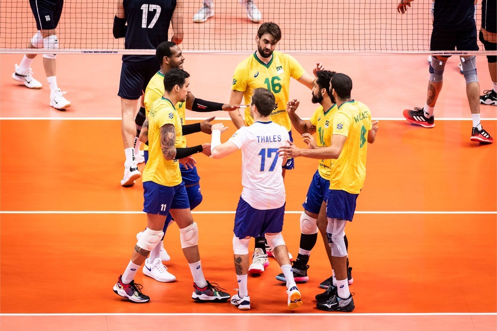 MUNDIAL DE VÔLEI MASCULINO. 2022. OITAVAS DE FINAL. JOGO ÚNICO. PARTIDA ÚNICA. BRASIL. CLASSIFICADO. IRÃ. ELIMINADO. QUARTAS DE FINAL. JOGO ÚNICO. PARTIDA ÚNICA. BRASIL. CONTRA. ARGENTINA.