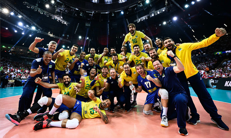 MUNDIAL DE VÔLEI. MASCULINO. DECISÃ DO TERCEIRO LUGAR. BRASIL. ESLOVÊNIA. QUARTO LUGAR.