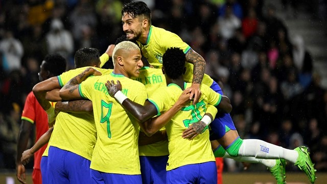 AMISTOSO. BRASIL. GANA.