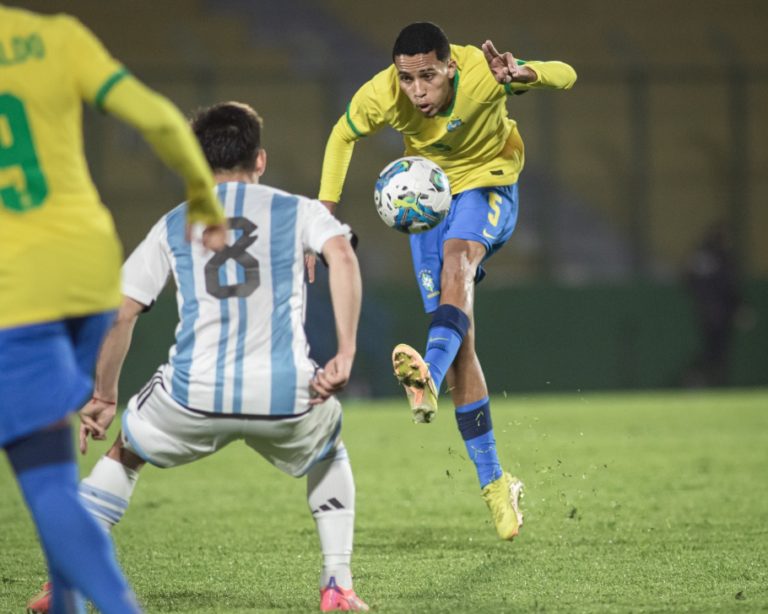 TORNEIO INTERNACIONAL DO URUGUAI. PRIMEIRA FASE. PRIMEIRA RODADA. BRASIL. ARGENTINA.