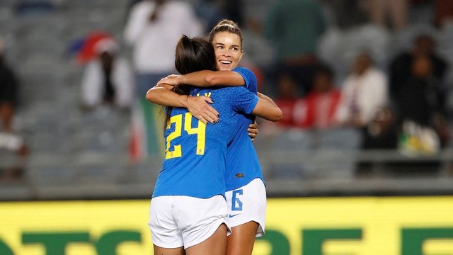 AMISTOSO INTERNACIONAL. FUTEBOL FEMININO. BRASIL. ÁFRICA DO SUL.
