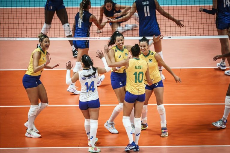 CAMPEONATO MUNDIAL DE VÔLEI FEMININO. SEGUNDA FASE. PRIEMIRA RODADA. BRASIL. ITÁLIA.