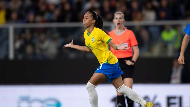 AMISTOSO INTERNACIONAL. FUTEBOL FEMININO. BRASIL. ITÁLIA.