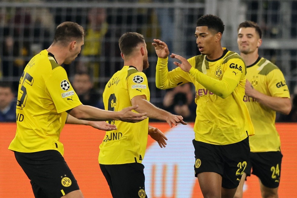 LIGA DOS CAMPEÕES DA EUROPA. TEMPORADA 2022. 2023. FASE DE GRUPOS. GRUPO G. QUARTA RODADA. BORUSSIA DORTMUND. ALEMANHA. SEVILLA. ESPANHA.