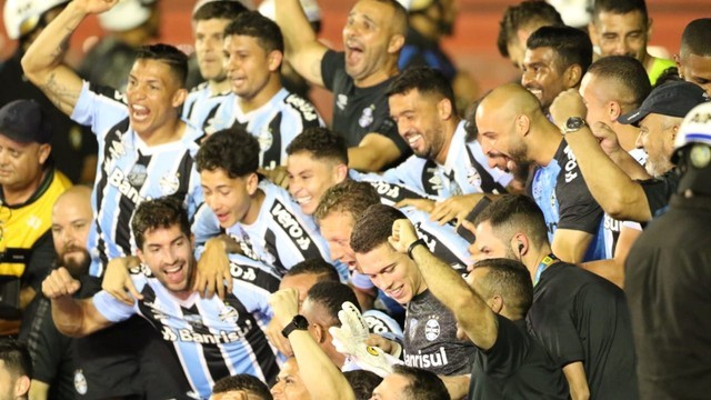 CAMPEONATO BRASILEIRO DA SÉRIE B DE 2022. PRIMEIRA FASE. TRIGÉSIMA SEXTA RODADA. GRÊMIO-RS. NÁUTICO-PE. GRÊMIO-RS. ACESSO PARA O CAMPEONATO BRASILEIRO DA SÉRIE A EM 2023.