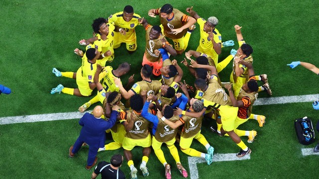 COPA DO MUNDO DE 2022. PRIMEIRA FASE. PRIEMIRA RODADA. GRUPO A. EQUADOR. CATAR.