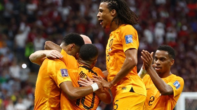 COPA DO MUNDO DE 2022. PRIMEIRA FASE. TERCEIRA RODADA. ÚLTIMA RODADA. GRUPO A. HOLANDA. CLASSIFICADA. PRIMERIO LUGAR. 7 PONTOS. SENEGAL. CLASSIFICADO. 6 PONTOS. SEGUNDO LUGAR. EQUADOR. 4 PONTOS. TERCEIRO LUGAR. ELIMINADO. CATAR. QUARTO LUGAR. 0 PONTO. ELIMINADO.